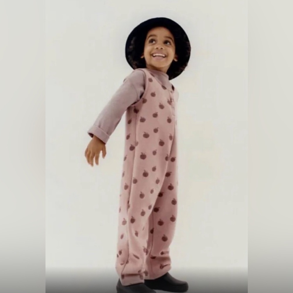 Zara Apple Jumpsuit 3-4 yrs